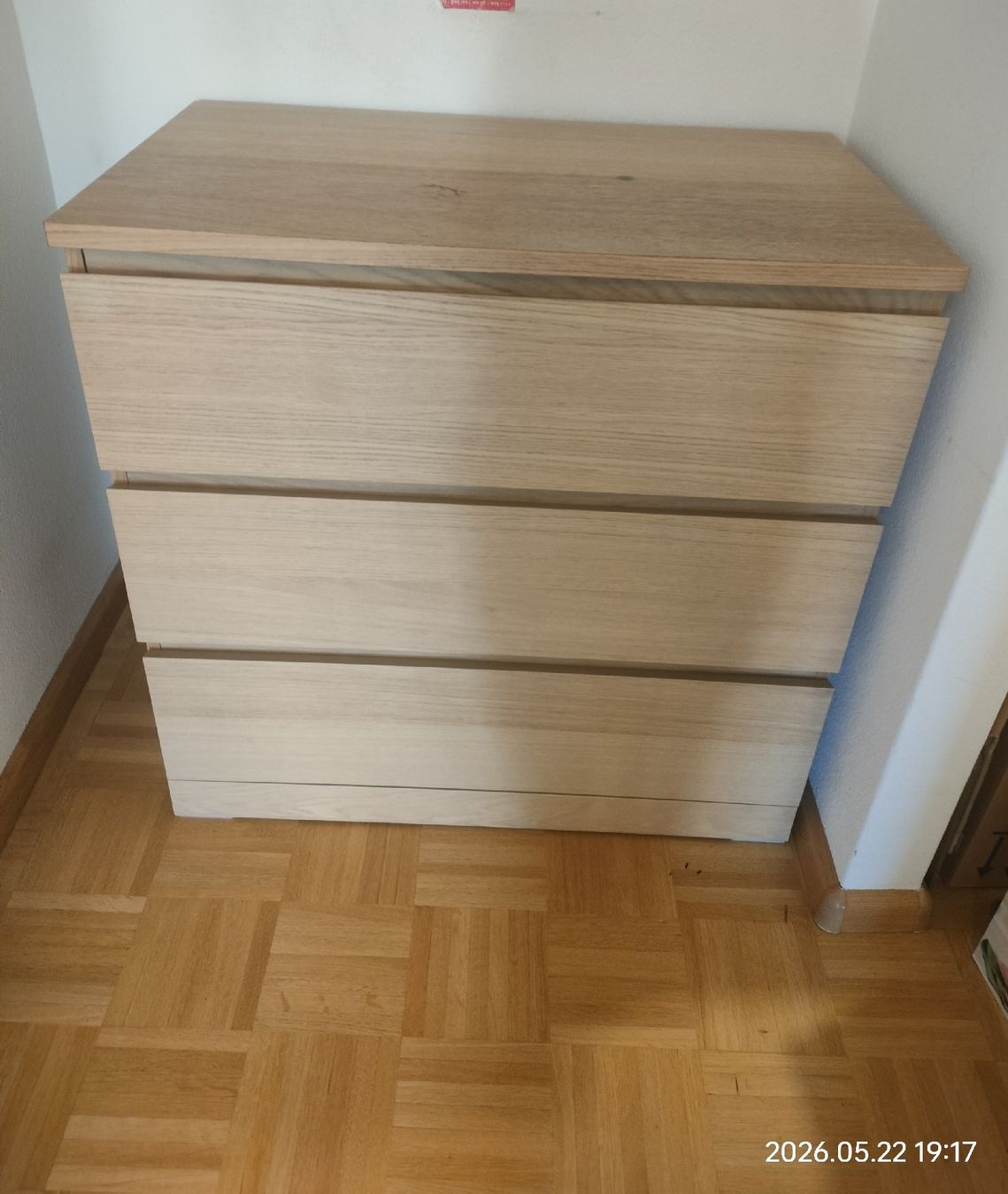 Cassapanche: chest with 3 drawers  – Nuovo (secondo la descrizione) da Basel venduto da vik_7qc8