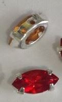 5 navettes serties 10 mm Rouge - strass / gewellte Shuttles