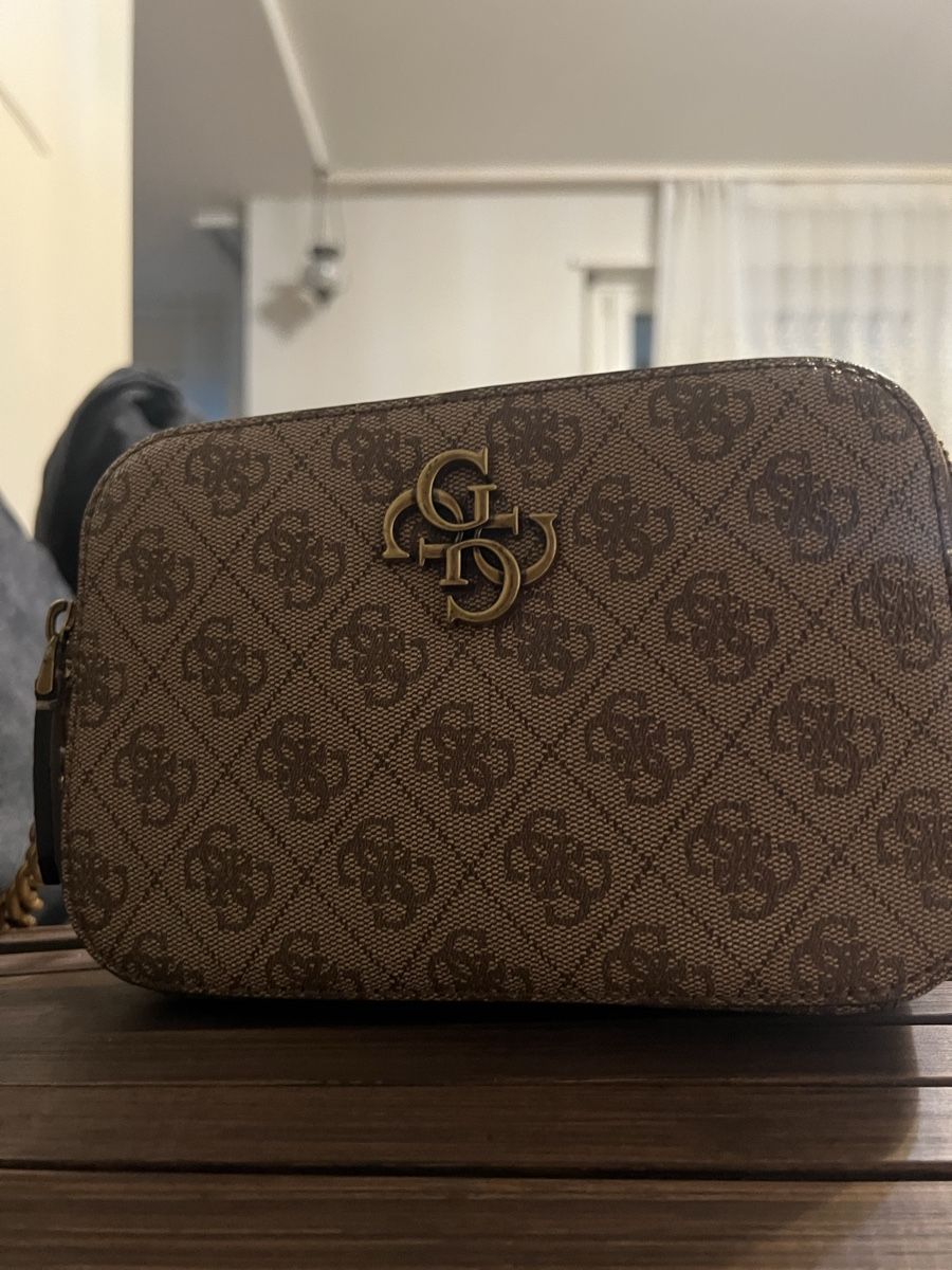 Guess Borse da donna: GUESS Handtasche braun Logoprint🤎 – Usato da Volketswil venduto da bounty_5 1