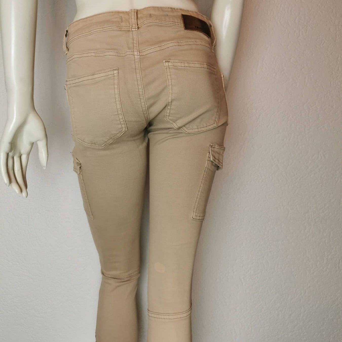 Pantaloni: Beige Cargo Hose - 36 – Usato da Wettingen venduto da JasminL92-3 2