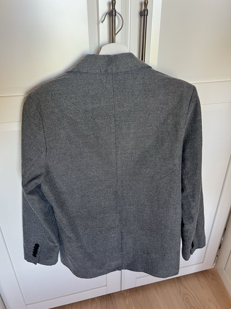 Na-kd Giacche: Blazer gris NA-KD oversize  – Usato da Winterthur venduto da han_5rc2 2