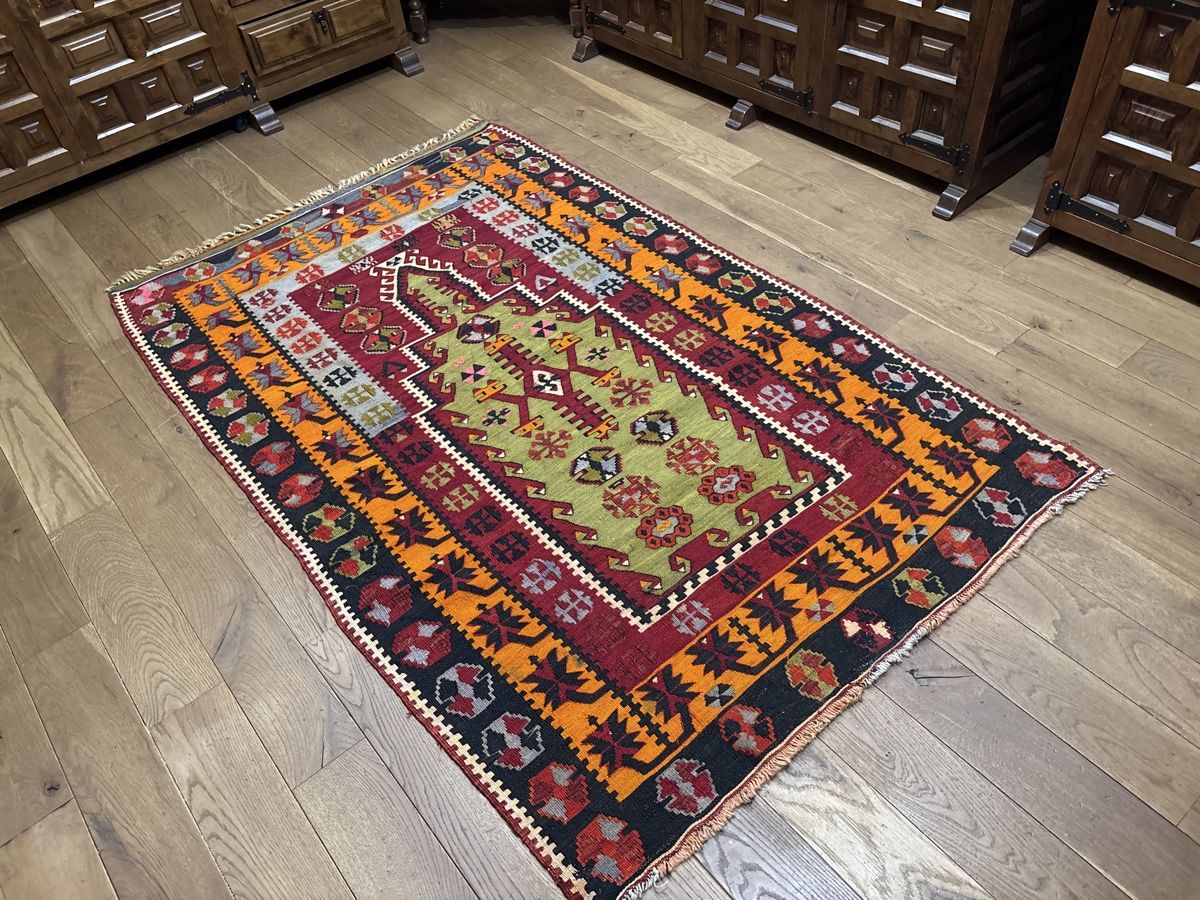Tappeti: Kelim der extra Klasse – Usato da Bennau venduto da Mayer_Carpets 2