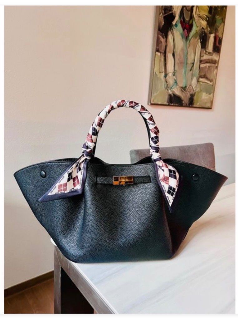 Taschen für Damen: Ledertasche – Neu und originalverpackt aus Goldach von kri_dyl6 3