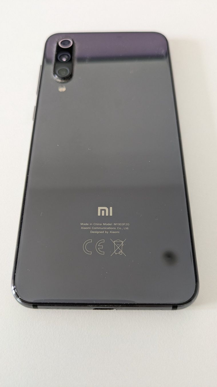 Xiaomi Portables: Smartphone Mi 9 SE – D'occasion à Glattpark(Opfikon) par Zelo8 1