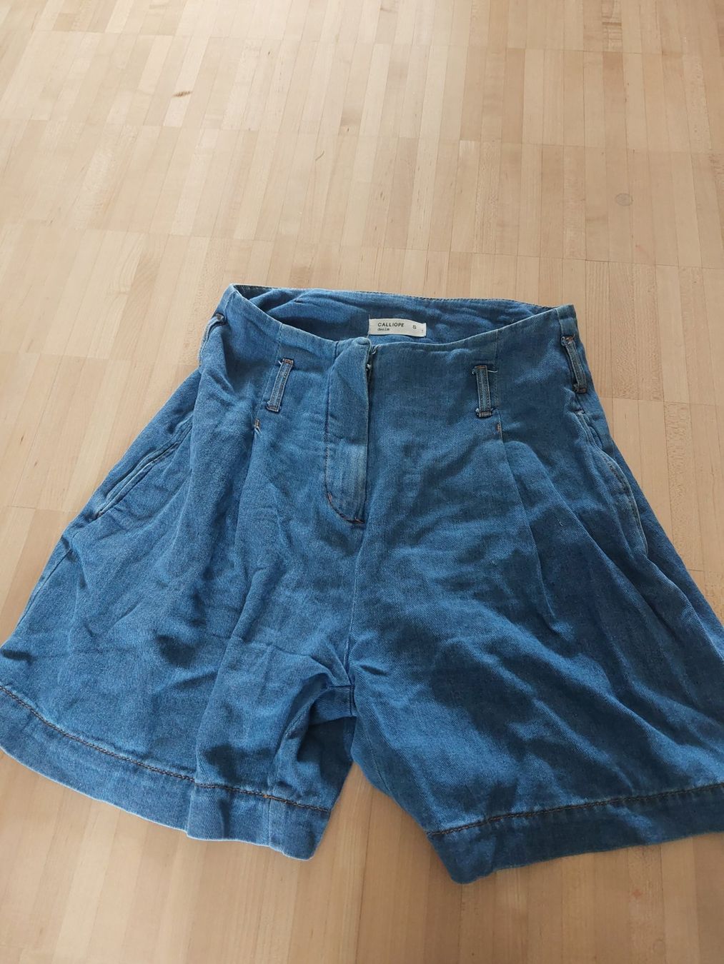Pantaloni: Calliope Shorts S – Usato da Zürich venduto da zuz_9qry
