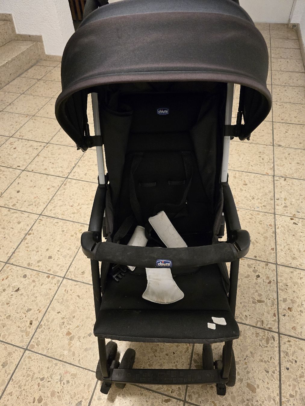 Chicco Carrozzine: Chicco Goody Plus Black Stroller - used – Usato da bern venduto da gsh_2w9d 1