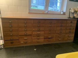 Antiker Apothekenschrank, Massiv Holz, 36 Schubladen, Top