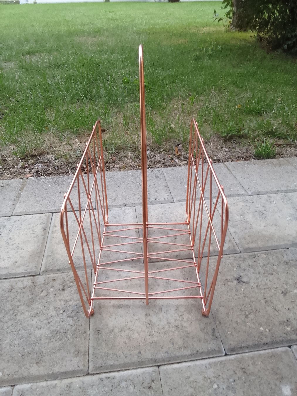 Autres articles pour la maison: Zeitungsstaender bronze – D'occasion à Oberaegeri par sve_xn9n 1