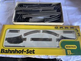 Minitrix Bahnhof-Set B 4996 Gleissortiment Spur N gebraucht
