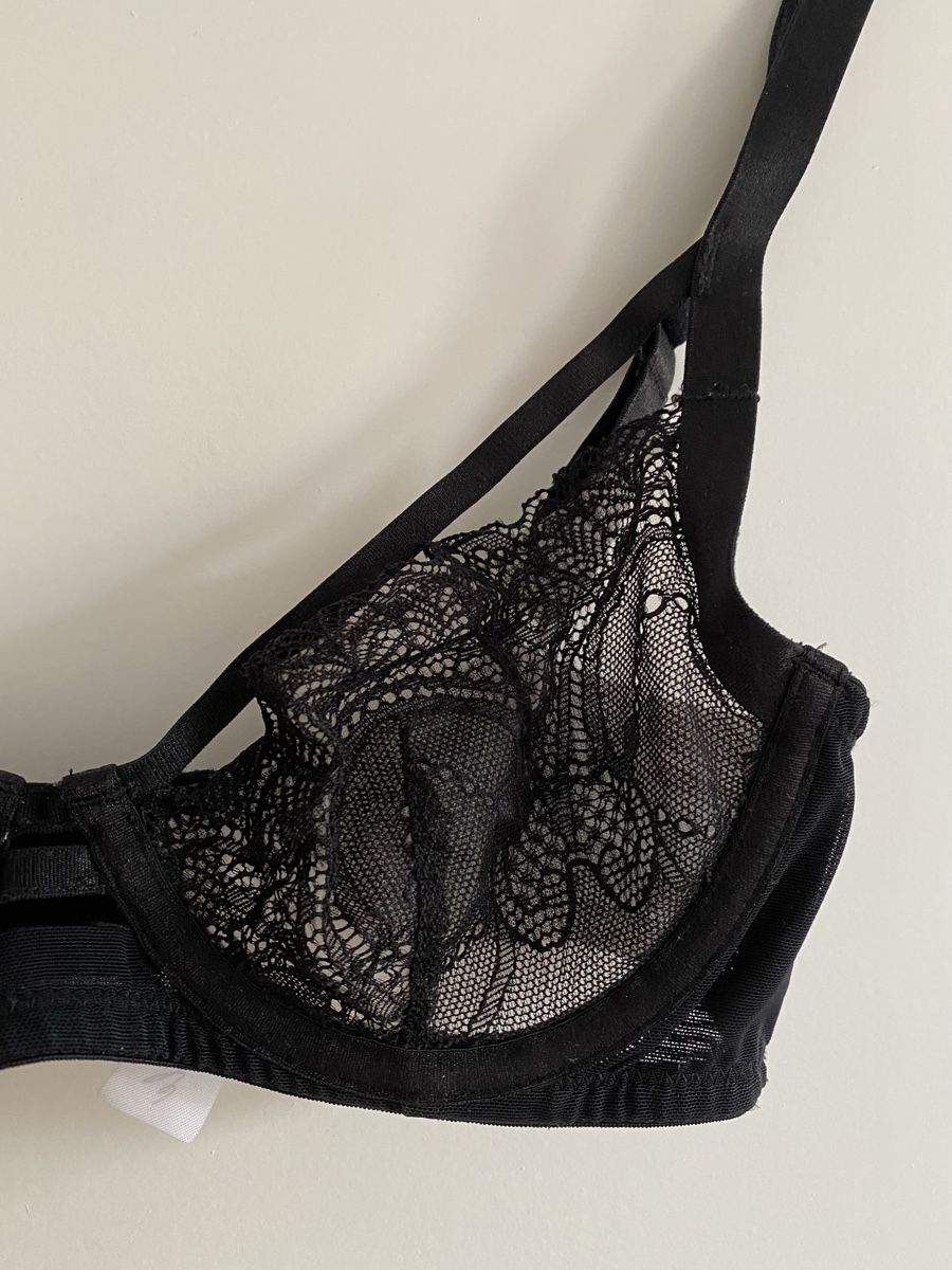 Altra biancheria intima: Schwarzer Spitzen-BH Grösse 70C – Usato da Bern venduto da Liv_45nl 2