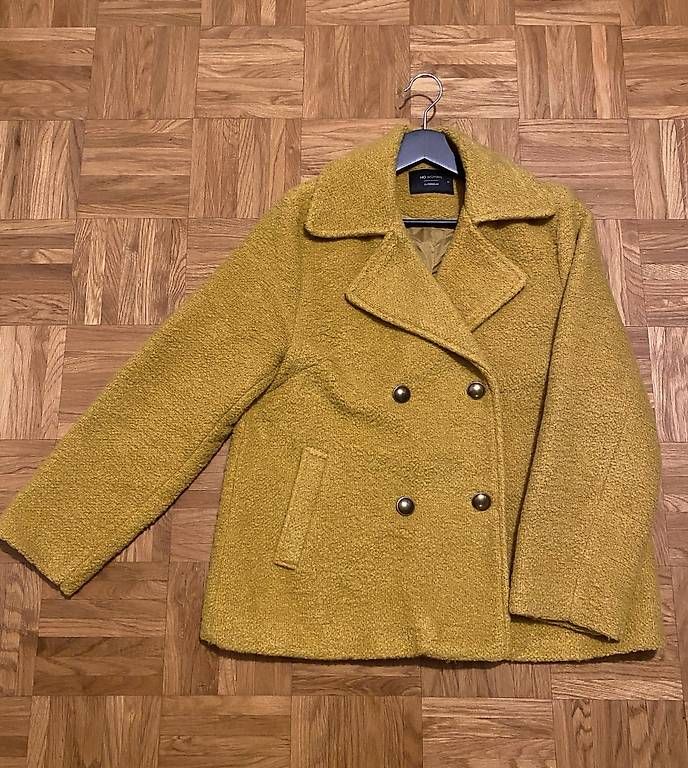 Vestes: Veste femme taille S/M – Neuf (Voir description) à Lausanne par loi_8msc 1