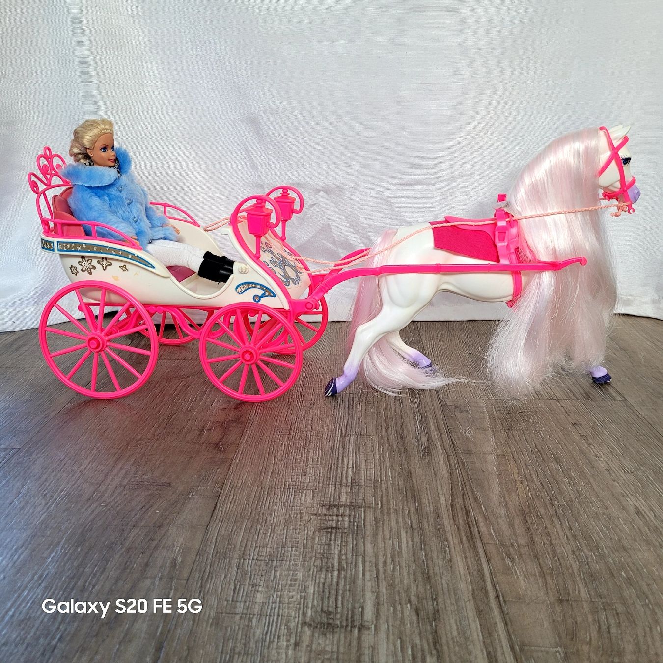 Giocattoli: Barbie Pferd Diva mit Kutsche – Usato da Niederbuchsiten venduto da klengyel 1