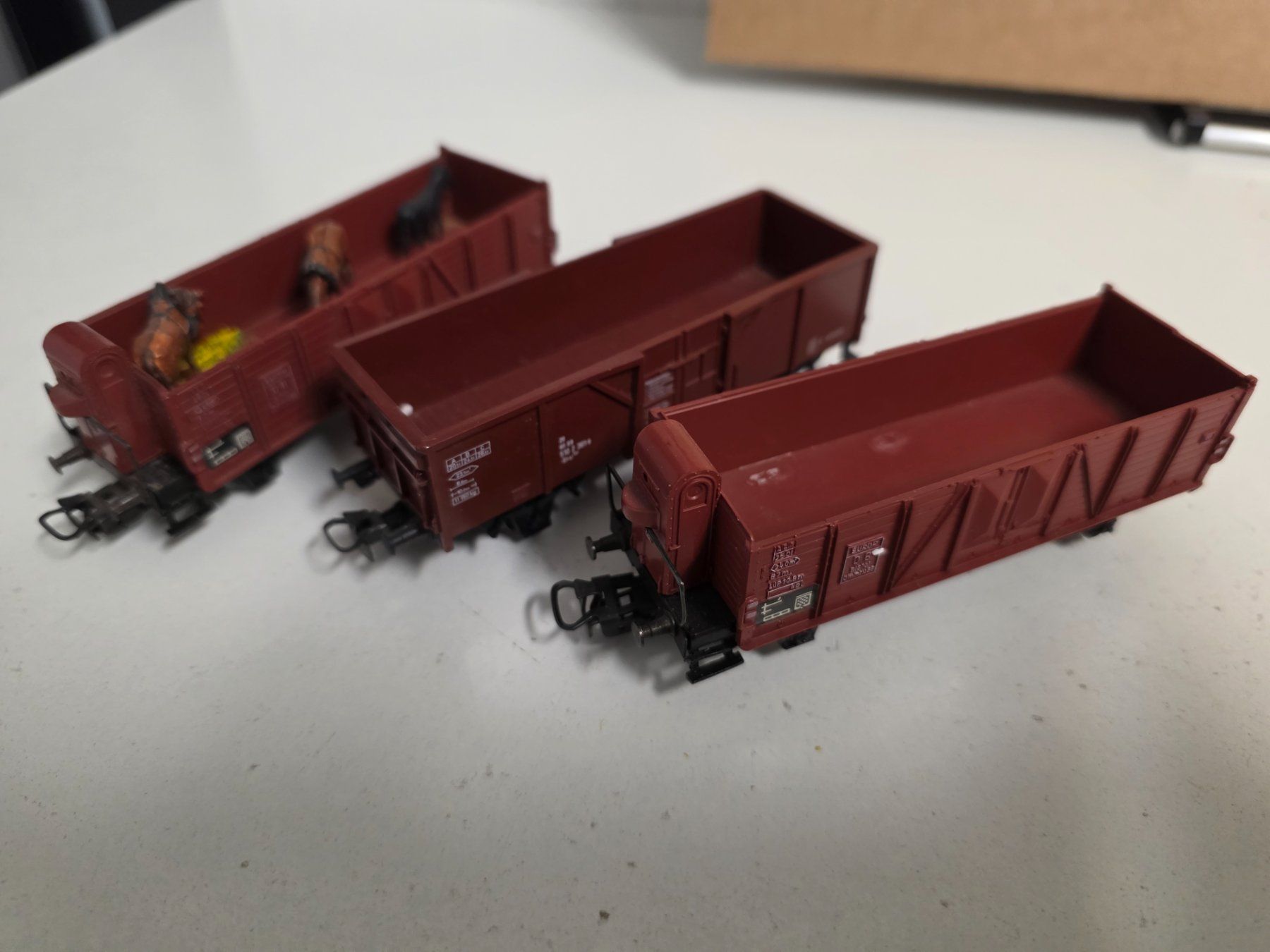 Märklin Modellini di ferrovie: Märklin 3 wagons DB dès 1.-fr – Usato da bassecourt venduto da biagio101 1