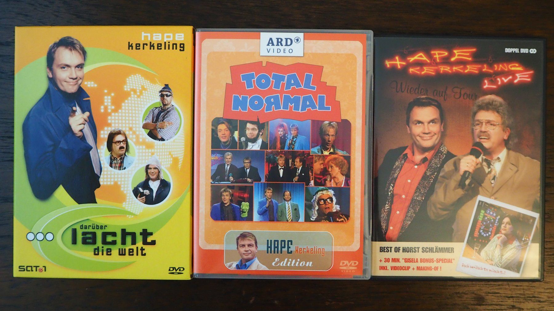 Tutti i DVDs: Hape Kerkeling-Set / 3 Boxen mit 7 DVDs – Usato da Chur venduto da dluli