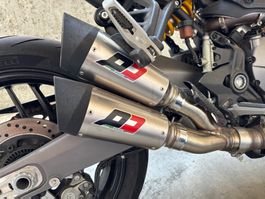 Auspuff Ducati Monster 821: QD Exhaust Twin Titan Gunshot