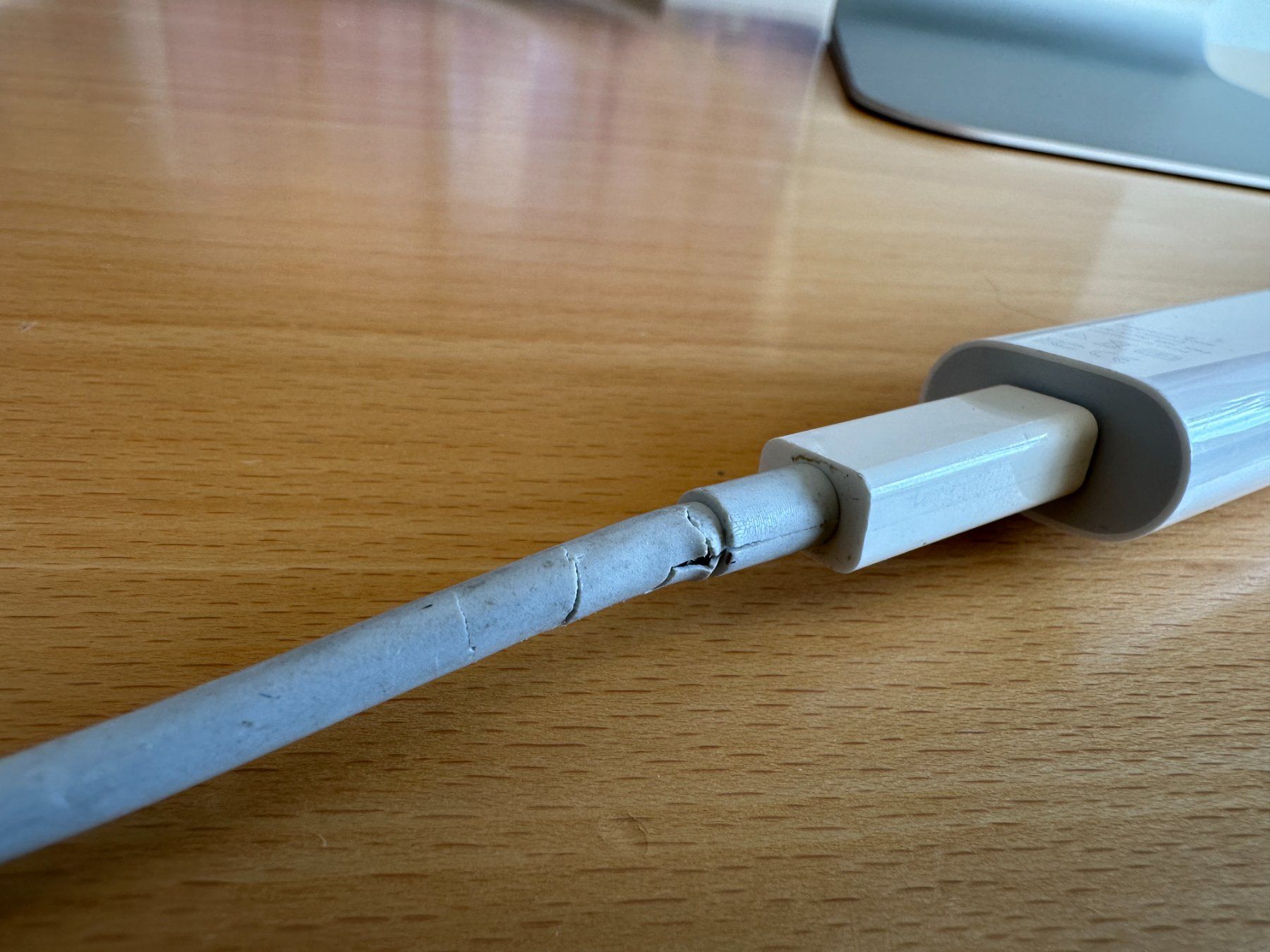 Apple Monitore: Apple Thunderbolt Display 27" A1407, super Zustand – Gebraucht aus Zürich von  4