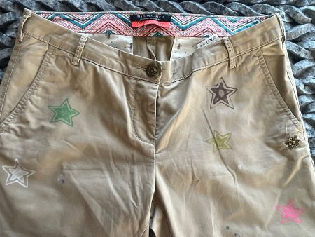 Maison Scotch Hose mit Sternen, Beige, Gr. 29/30, Top!