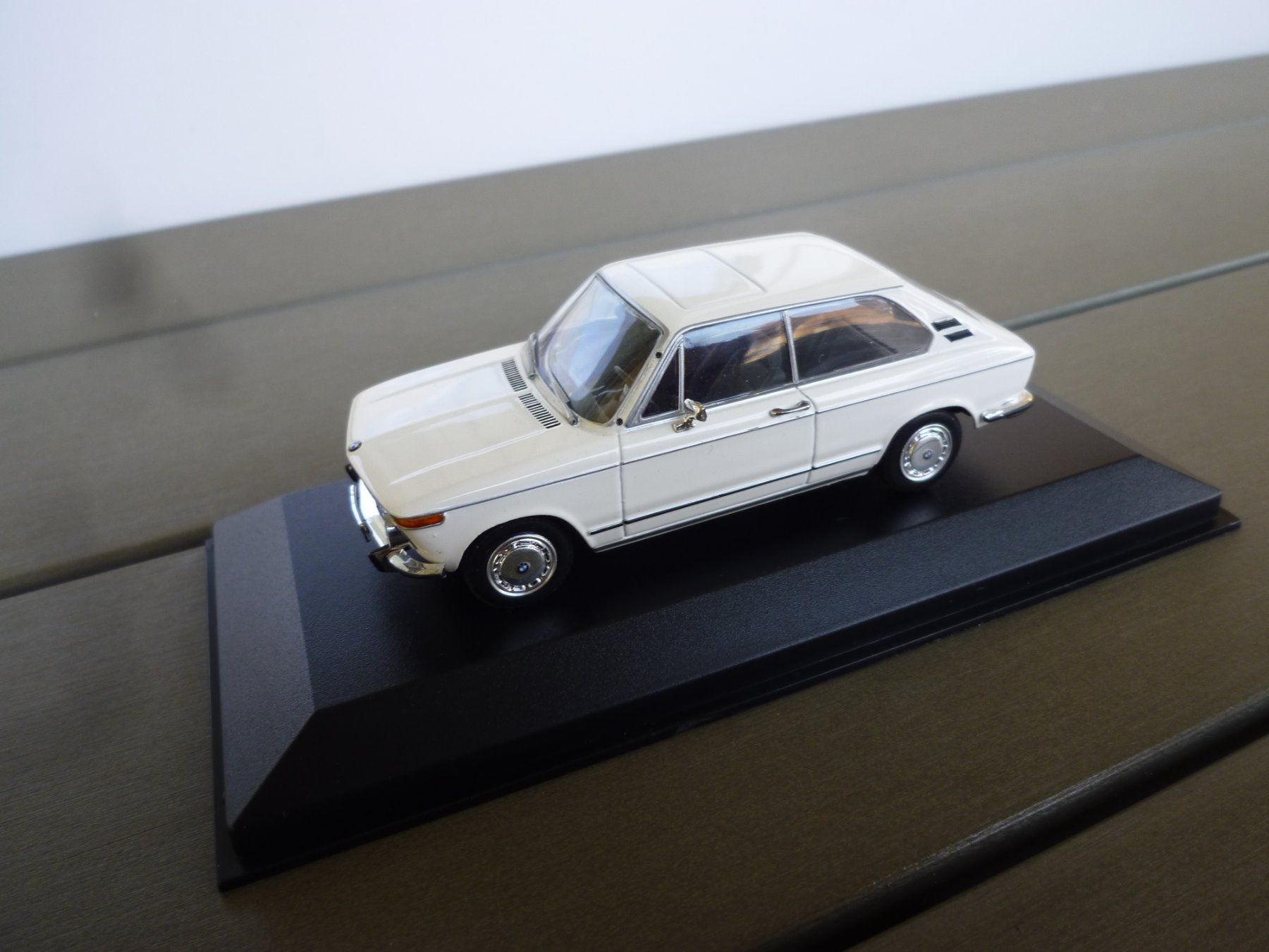 BMW Modellini d'auto: BMW 1800 Touring – Difettoso da Flawil venduto da Imperiosud 6