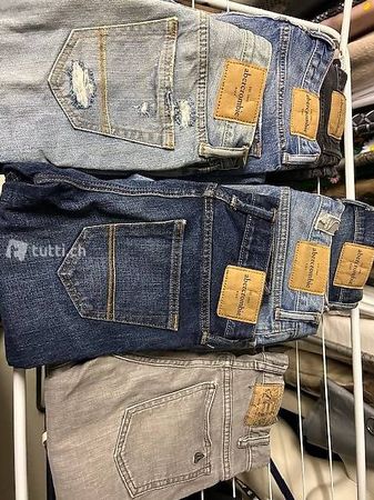 6 Abercrombie Jeans & 1 Volcom Jeans