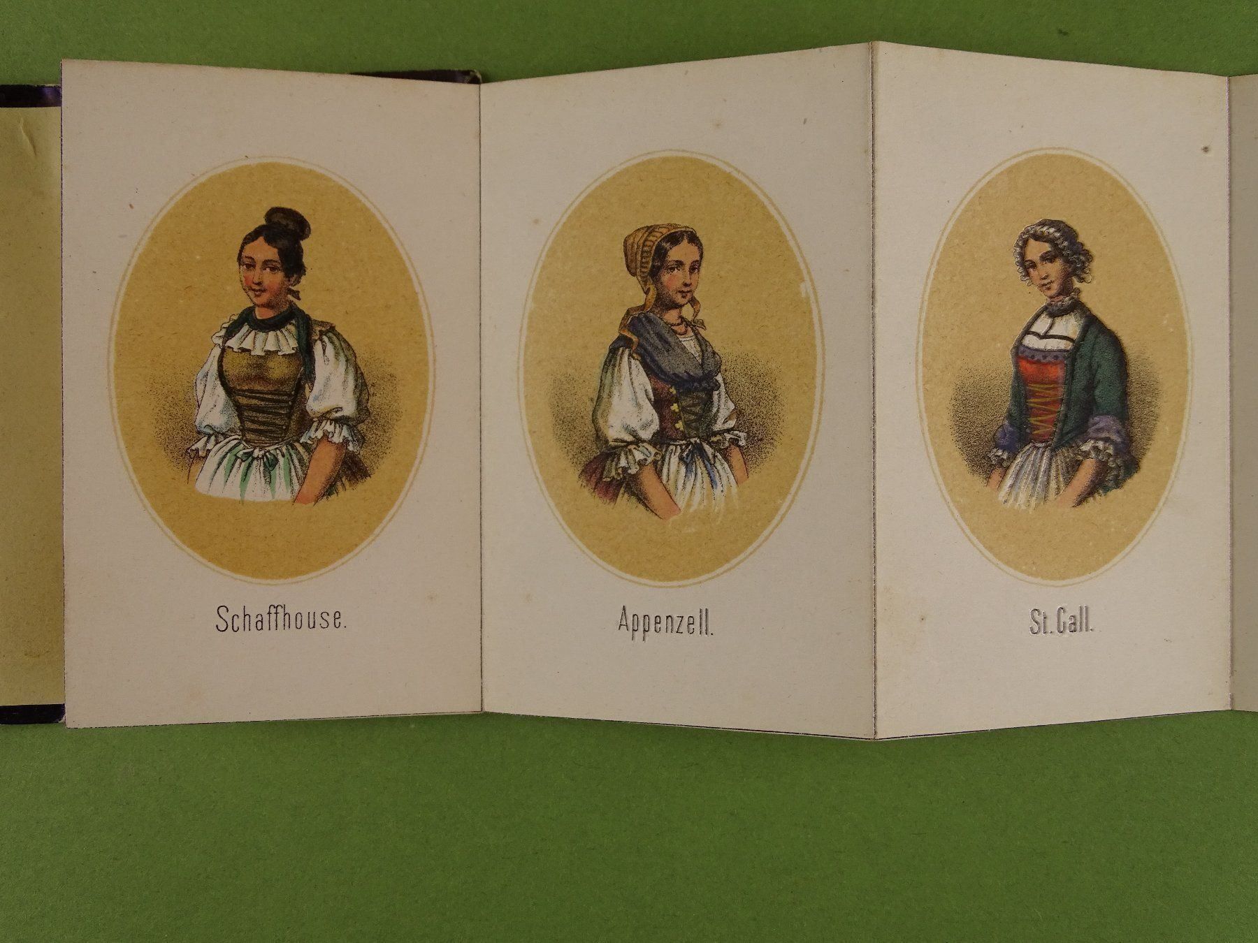 Libri: COSTUMES SUISSE, TRACHTEN LEPORELLO – Usato da Grüningen venduto da Kartensammler 7