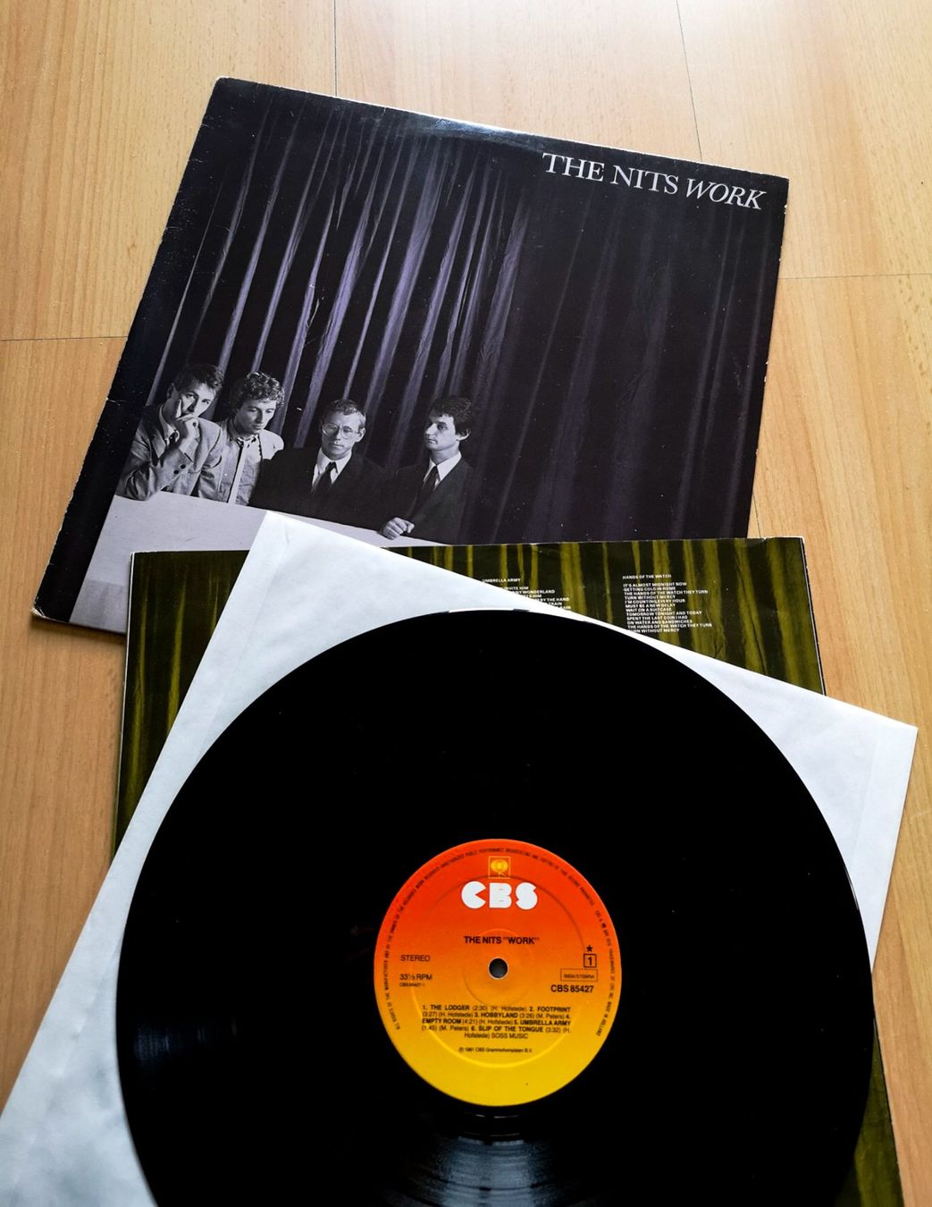 Dischi in vinile: The Nits - Work (New Wave 1981) – Usato da Sargans venduto da Botanico 4