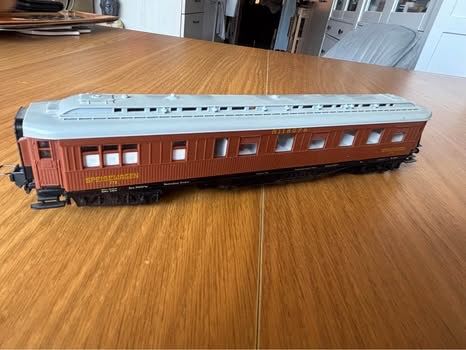 Trains électriques: Wagon restaurant sans marque  – D'occasion à Orbe par car_8grw 2
