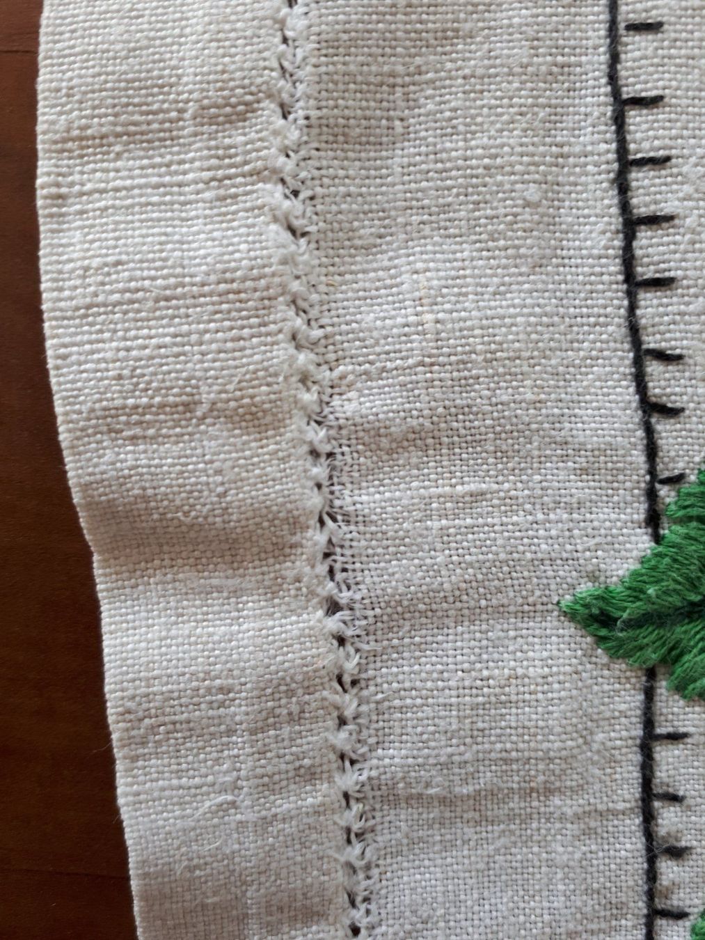 Coperte: Leinen-Tischdecke: Stickerei – Usato da Mühlethal venduto da prackendorf 2