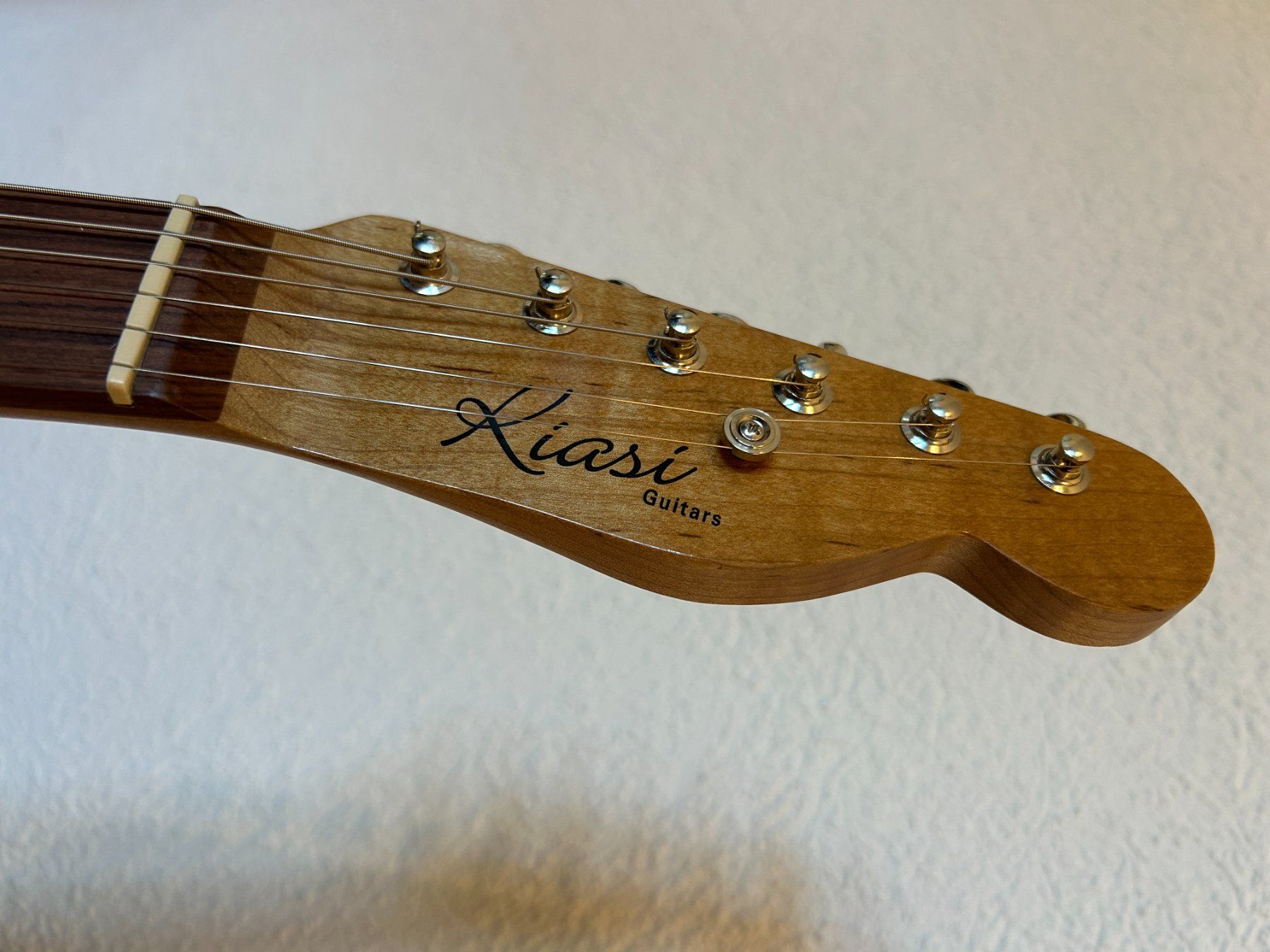 Instruments de musique: Kiasi Guitars Evolve TH Amber – Prototype Series – Neuf (Voir description) à Wabern par kiasiguitars 3