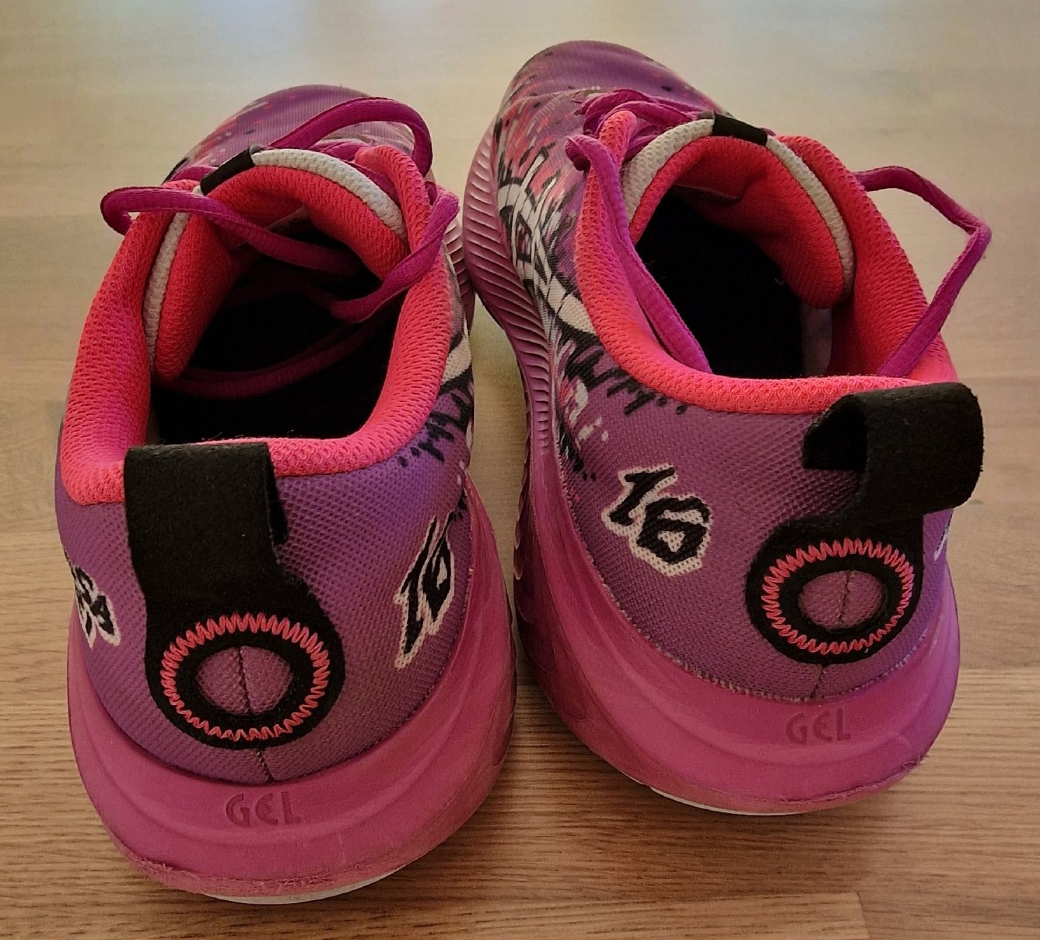 Scarpe da uomo: Asics Laufschuhe grösse 38 – Usato da Frutigen venduto da Maqua 2