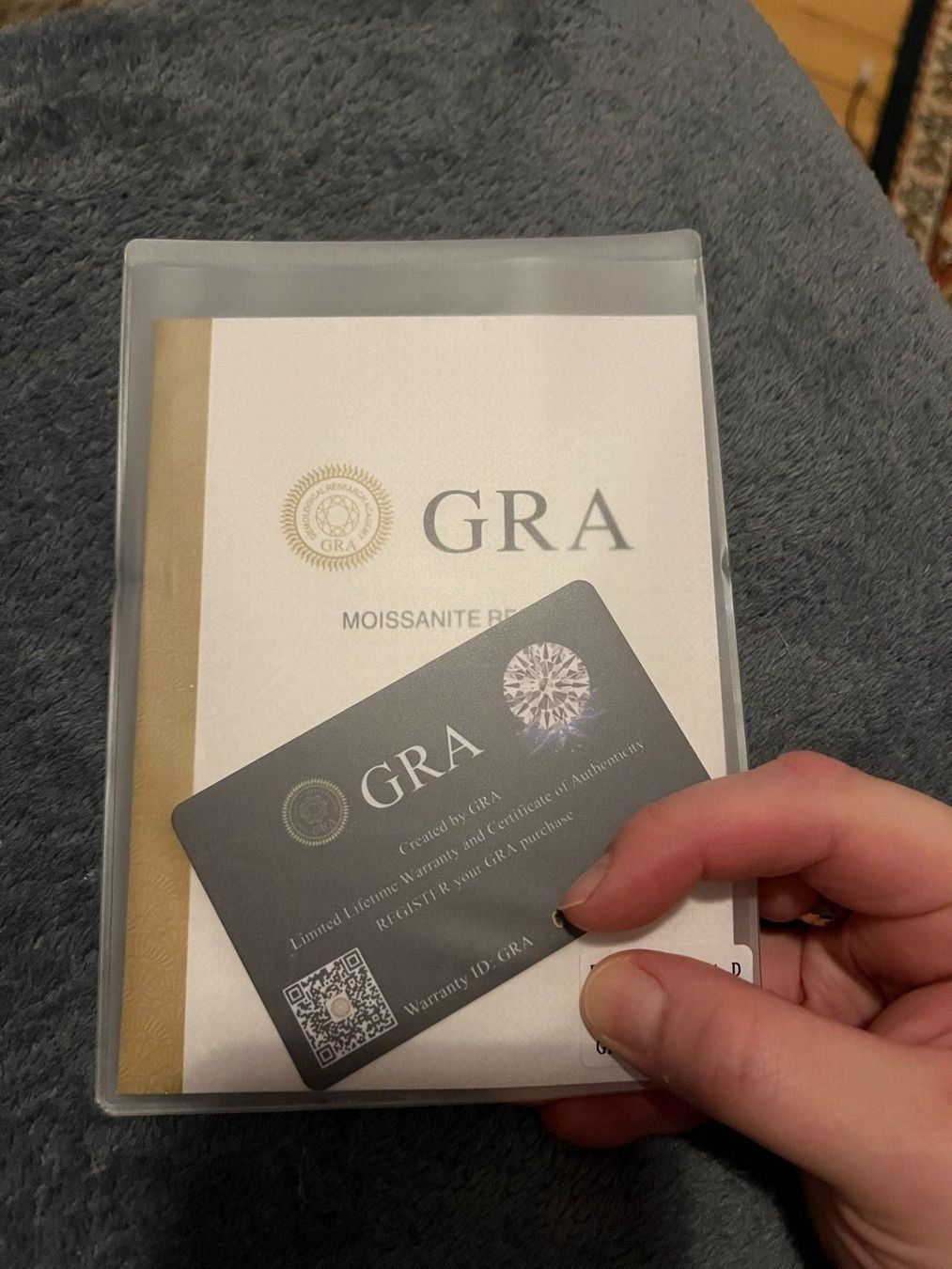 Anelli: 6,5MM 1CT WHITE COLOUR D Moissanite ring with Certificate – Nuovo e nell'imballaggio originale da Genève venduto da AGBERG 1