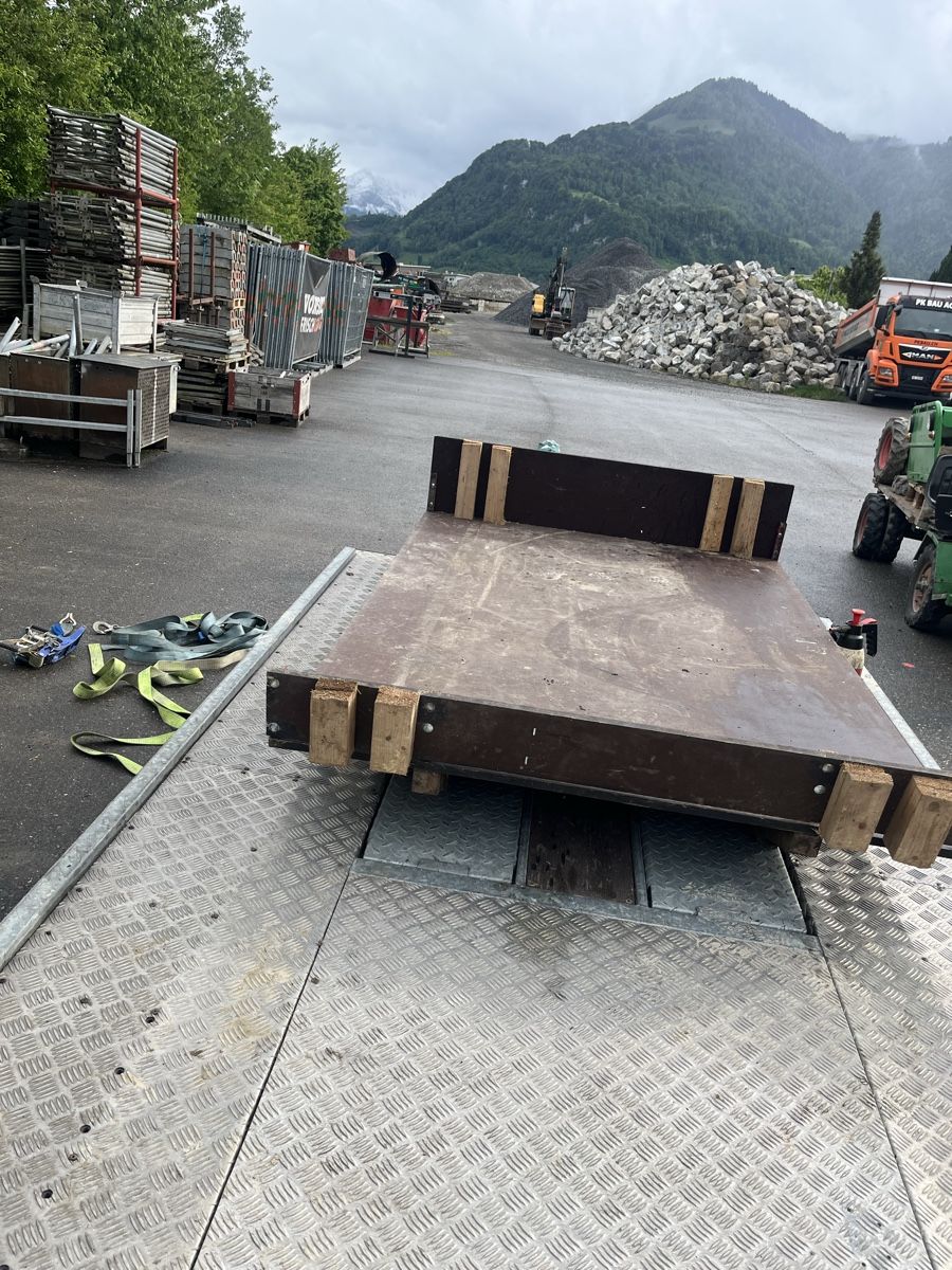 Schilter Traktoren: Schilterbrücke  – Gebraucht aus Giswil von wabri