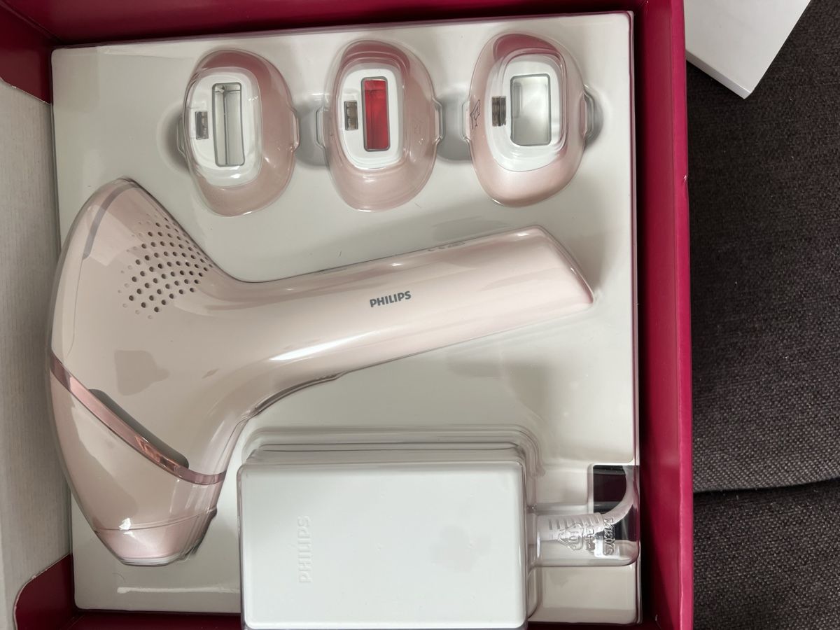 Philips Epilateurs: Philips Lumea 9000 IPL Haarentferner  – Neuf (Voir description) à Balm b. Günsberg par Nifli 1