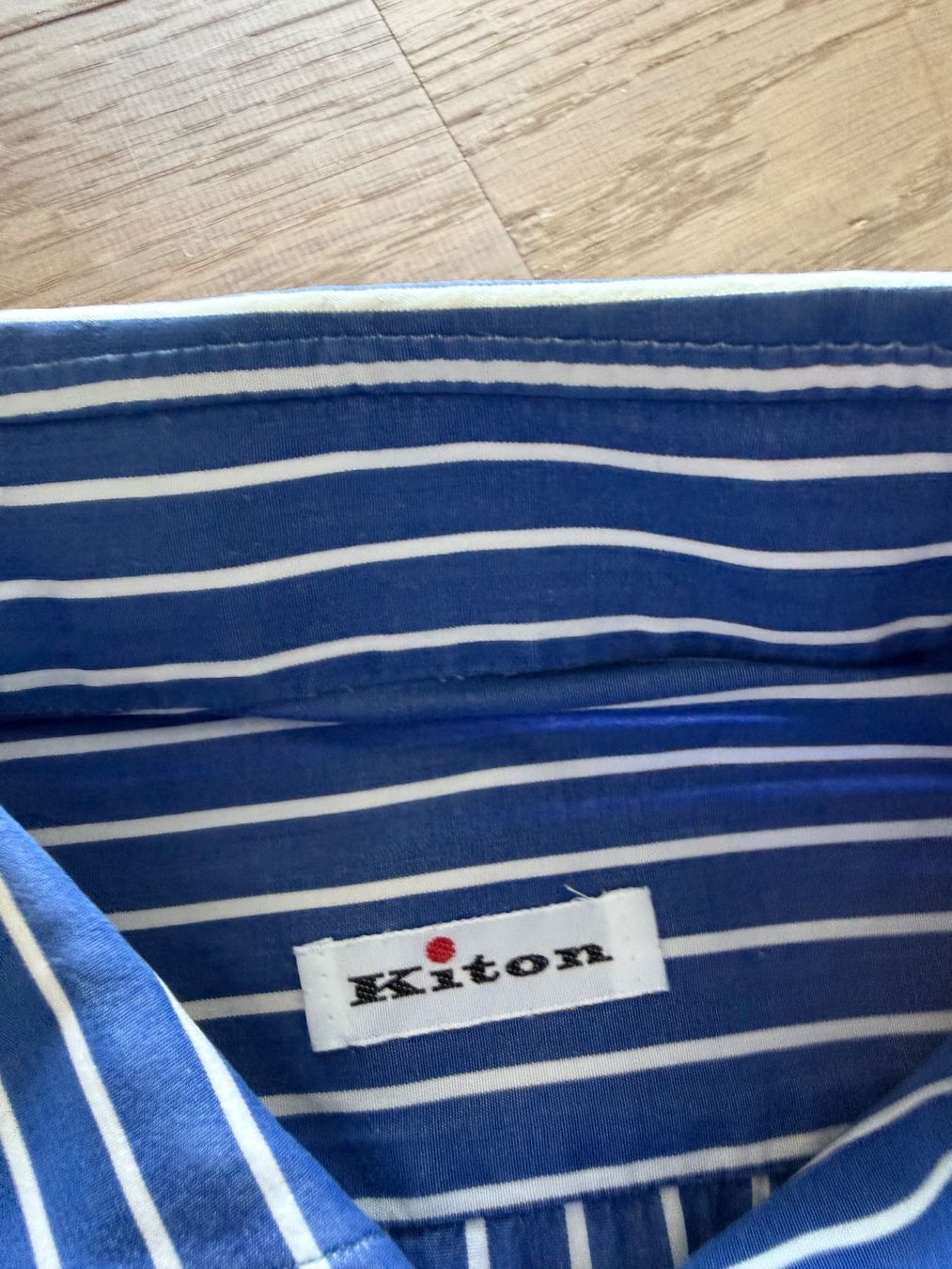 Kiton Hemden: Kiton Hemd gestreift Grösse 40 – Gebraucht aus Oberwil b. Zug von hallihallo12 1