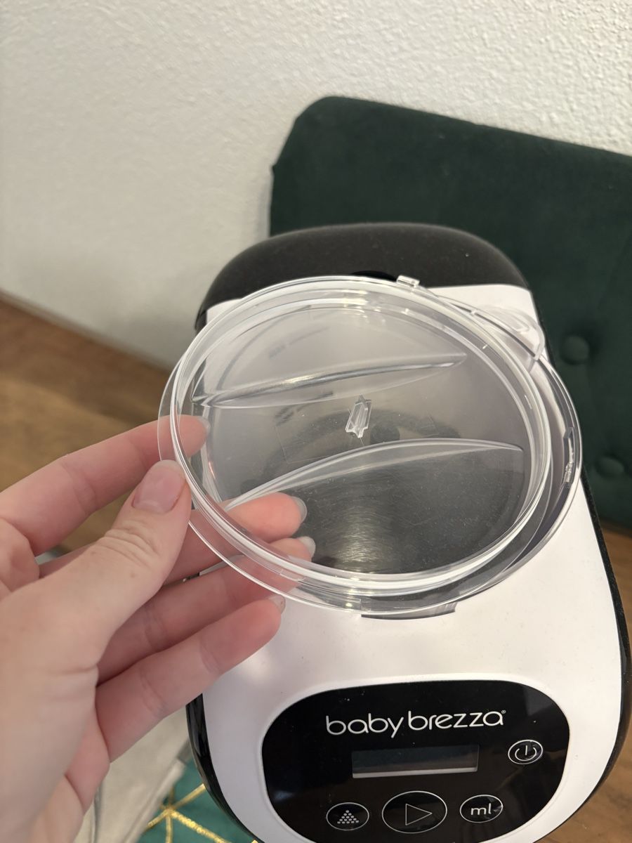 Baby Brezza Pasti del neonato: Baby Brezza Formula Pro Mini – Usato da Frauenfeld venduto da Mirlinda93. 3