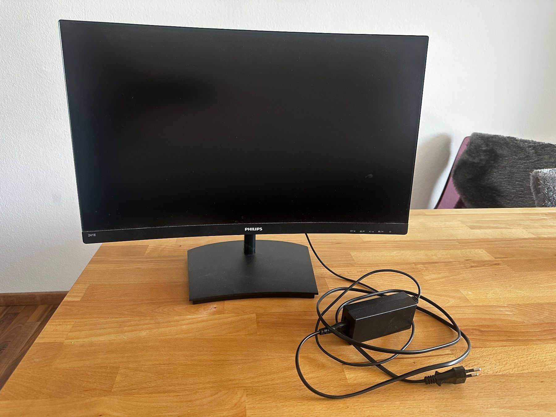 Philips Monitor: Monitor Full-HD – Usato da Luzern venduto da thorroos