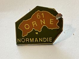 1 Pin Normandie Orne 61