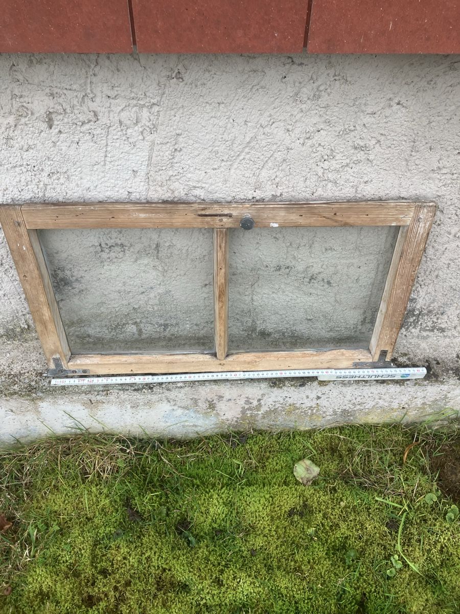 Finestre: Fenster alt, Deko – Usato da Neftenbach venduto da 889095 2