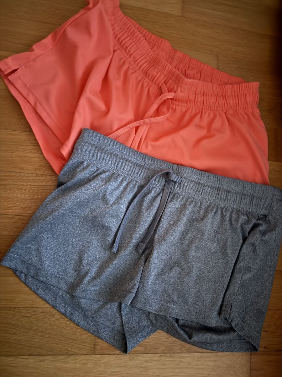 Pantaloni: 2er Set: kurze Hosen, gr. M – Usato da Lenzburg venduto da car_pzg8