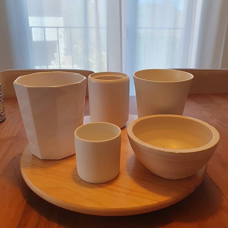 Vasi per fiori: Lot de 11 cache pots déco – Usato da Corcelles-le-Jorat venduto da Fashion_Unfold 2