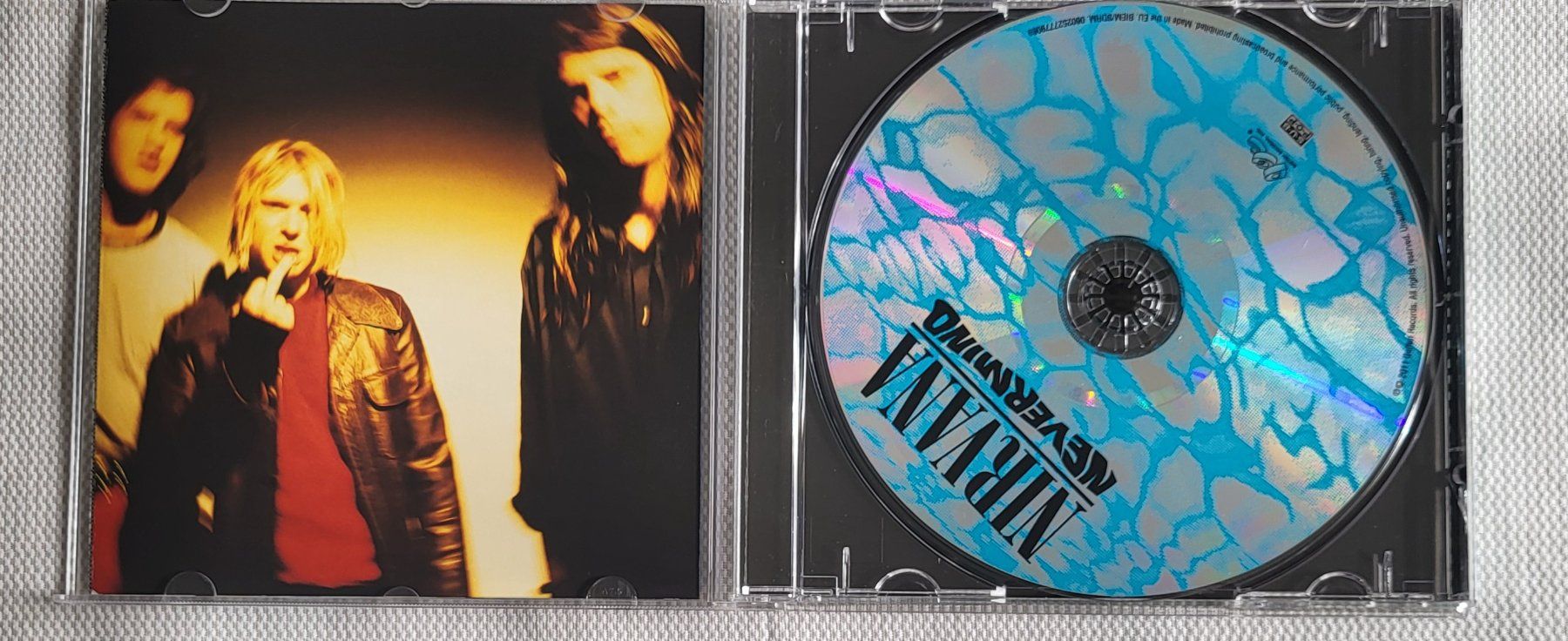 CDs: Nirvana - Nevermind – Gebraucht aus Villars-sur-glane von Epsilonhike 2
