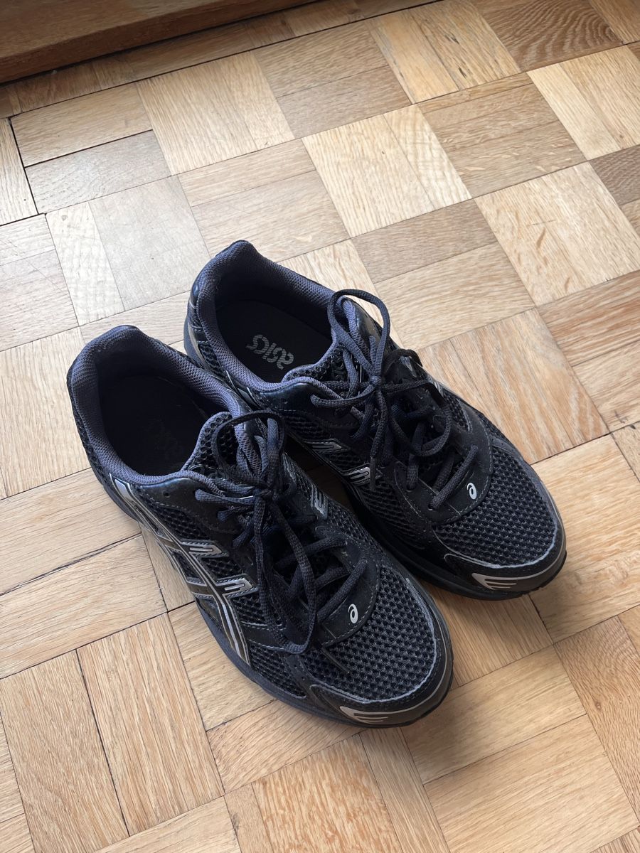 Asics Chaussures hommes: Asics Gel-1130 – D'occasion à Bern par ann1e