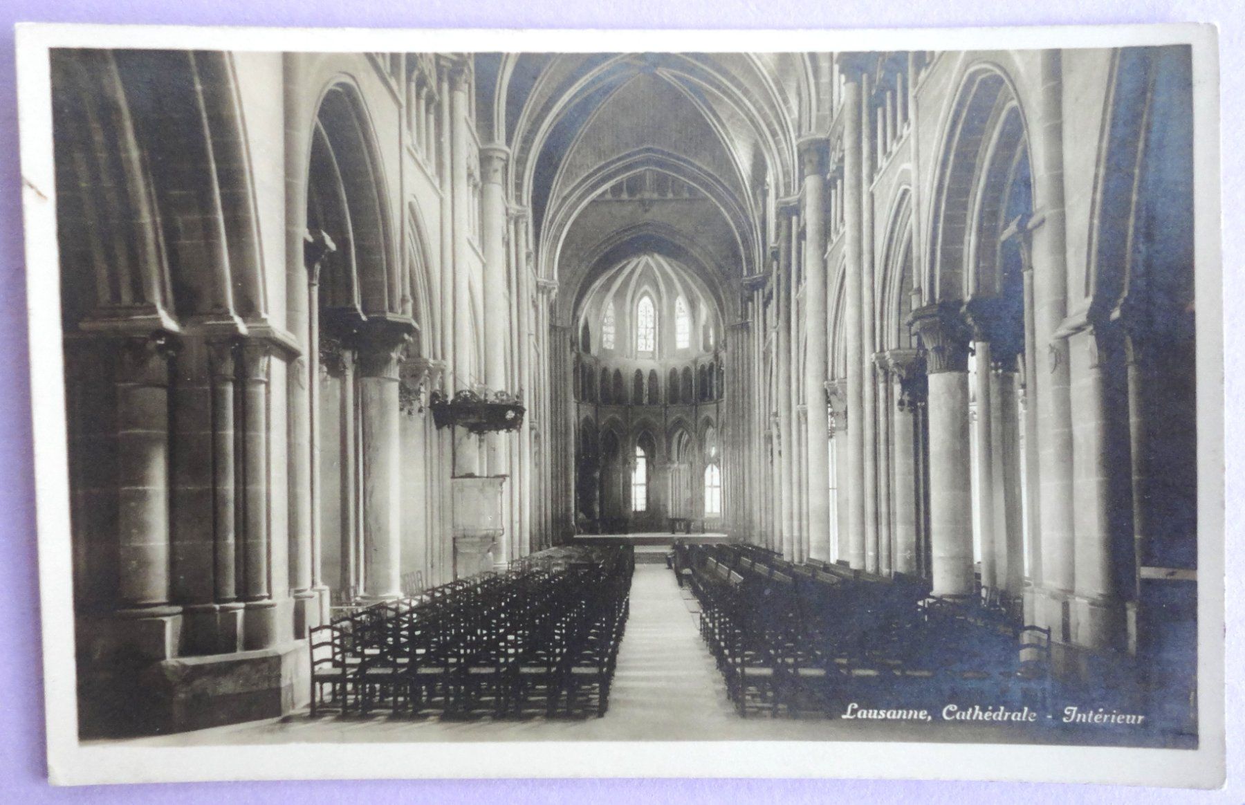 Cartoline postali: Lausanne, Cathédrale - Intérieur – Difettoso da Fétigny venduto da Billy2miny