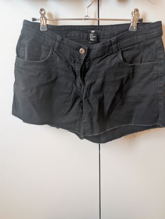 H&M Denim Shorts Black Size 38