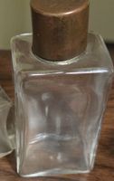 Ancien flacons à parfum en verre et bouchon en métal