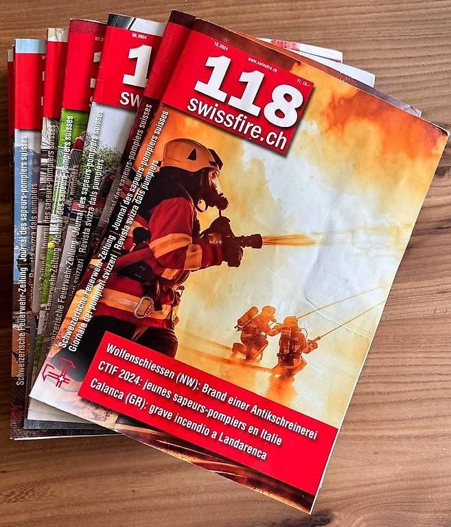 Zeitschriften & Magazine: Hefte - 118 swissfire.ch - 19 Stk. – Gebraucht aus Ersigen von Resuss