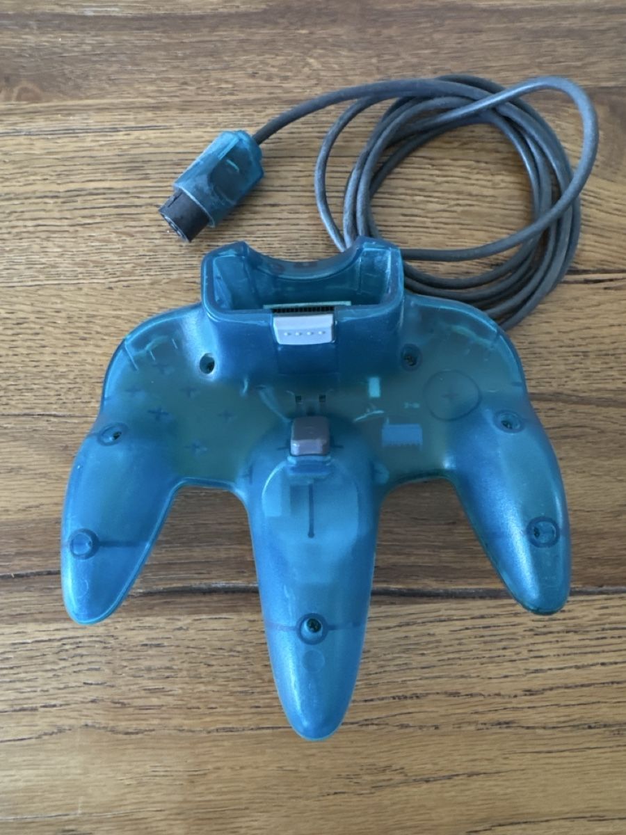 Nintendo Controller: Nintendo 64 Controller blau guter Zustand – Usato da Lenzburg venduto da eyworld 1