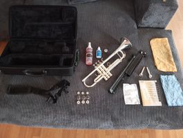 Yamaha Trompete silber YTR4335 Gll mit KGU Ventilen und Zub.