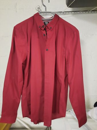 rotes Hemd
