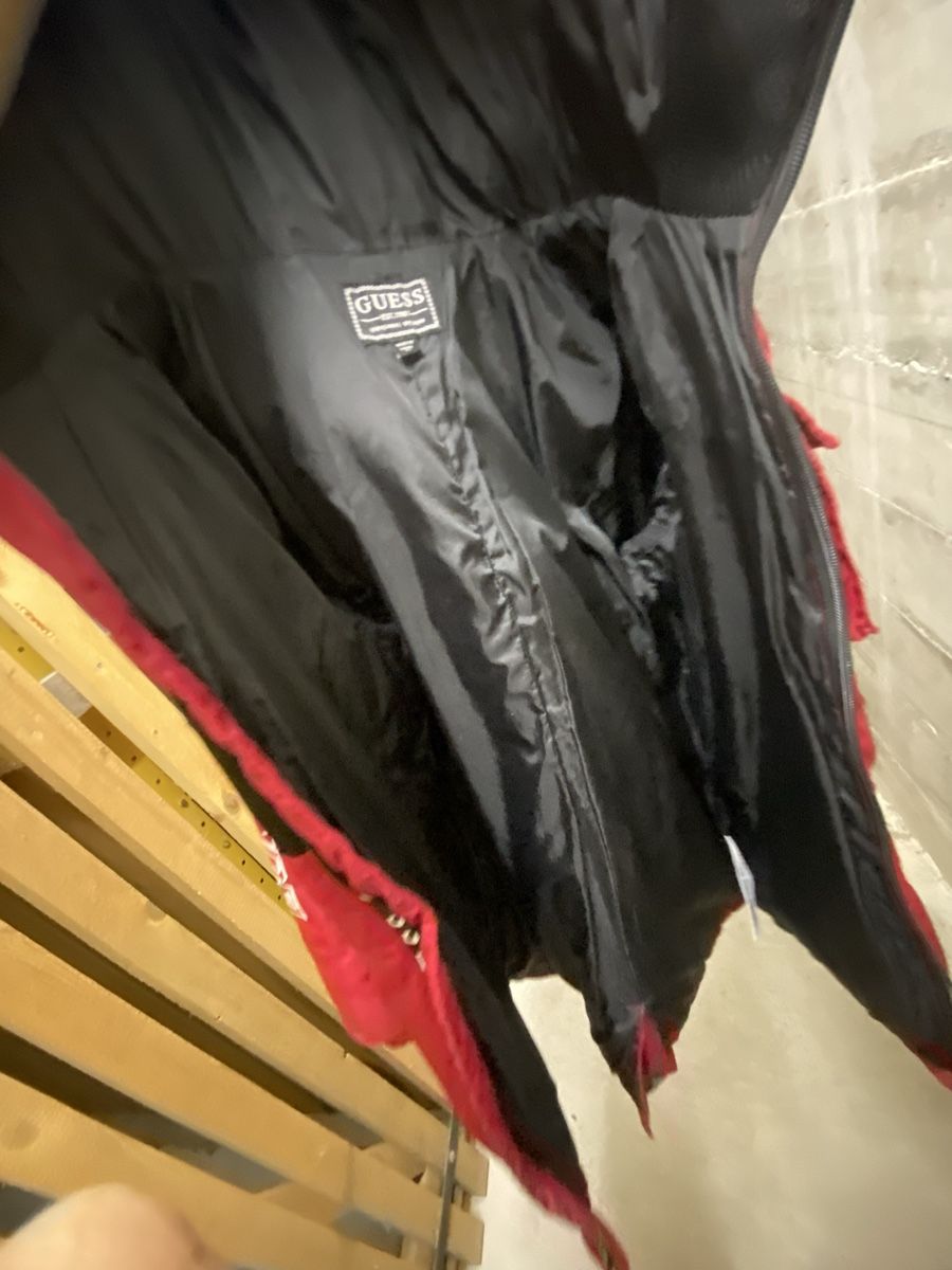 Guess Giacche: Veste rouge guess – Usato da Onex venduto da dramirezch 3