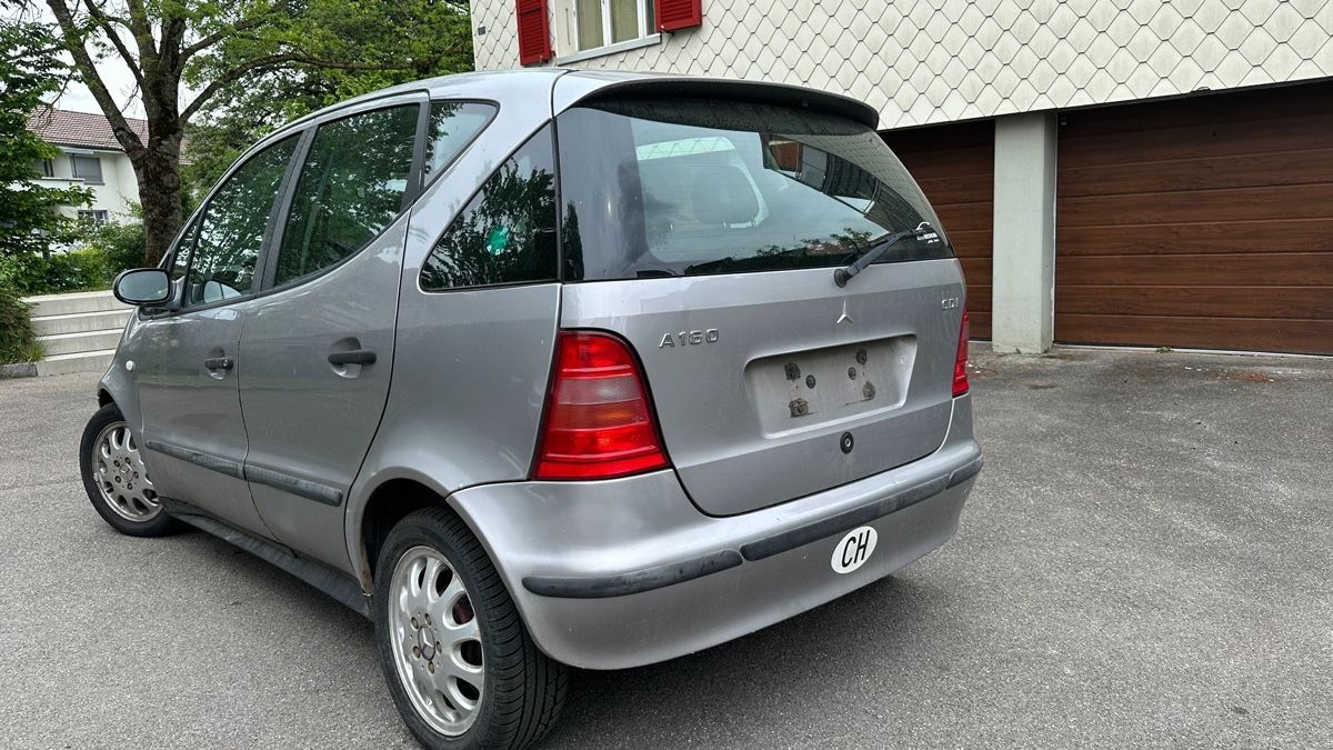 Mercedes-Benz Automobili: MERCEDES-BENZ A 160 CDI – Usato da Münchenbuchsee venduto da september72 3